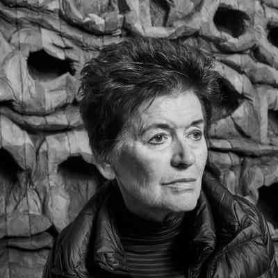 Von Rydingsvard, Ursula
