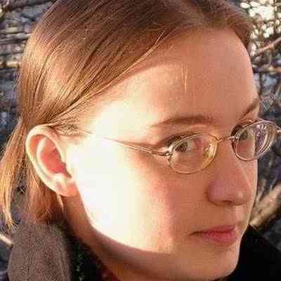 Chmakova, Svetlana