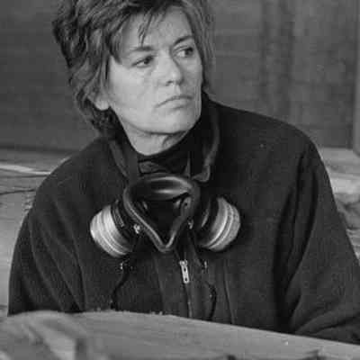 Von Rydingsvard, Ursula