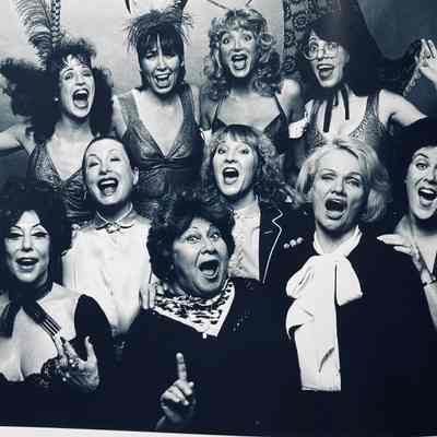 Cabaret Singers