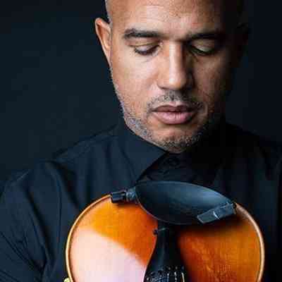 Roumain, Daniel Bernard