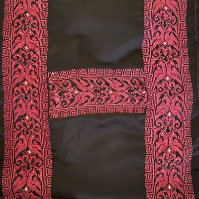 Benayik, lower back skirt