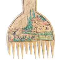          Wooden Comb of Imprisoned Palestinian in Ansar Prison, Handmade (1982-1984) picture number 2
   