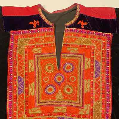 Bethlehem Dress (Mid 20th Century)