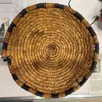          Straw Dish (1980s - 1990s) picture number 4
   