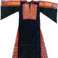          Bethlehem Dress (Mid 20th Century) picture number 2
   