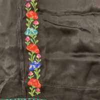          Six Branch Dress (1960-80) picture number 3
   