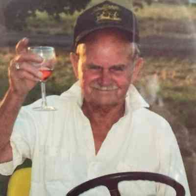 Kenneth Elwood Larsen