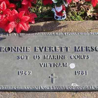 Ronald "Ronnie" Everett Mersch