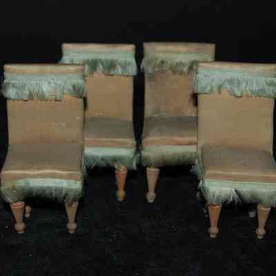 Miniature: chairs