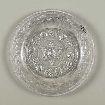 Cup plate