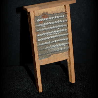 Miniature: washing board