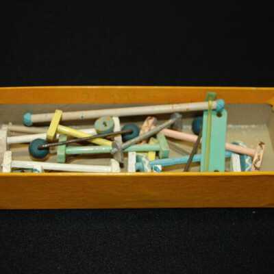 Miniature: Shower Rods