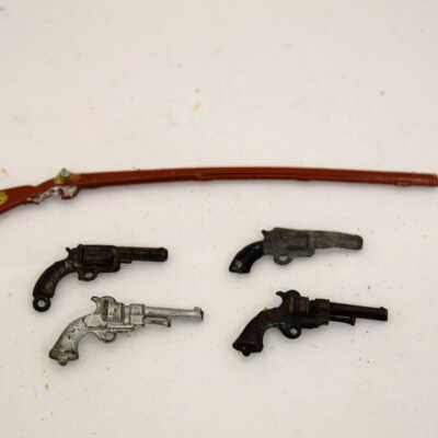 Miniature: Guns