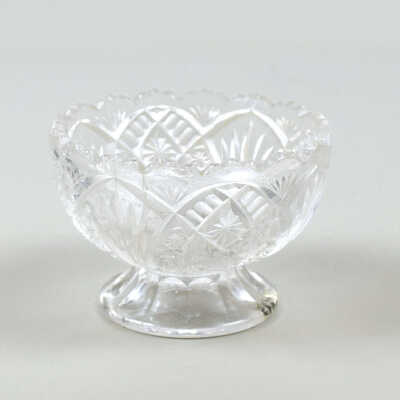 Footed dish