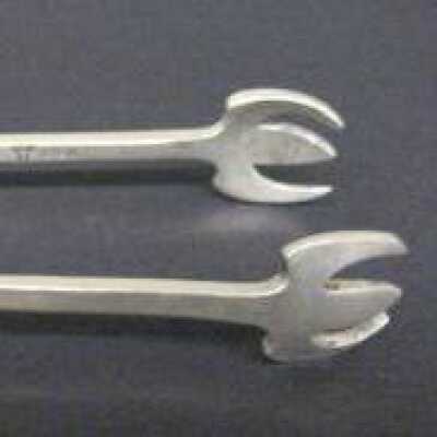 Tongs