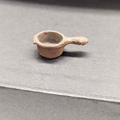 Miniature: Frying pan