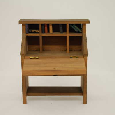 Miniature: Desk