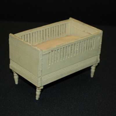 Miniature: Crib