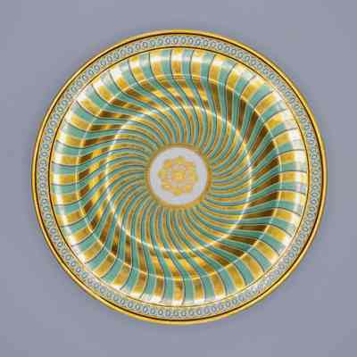Plate with Green, Gold, and White Spiral Pattern