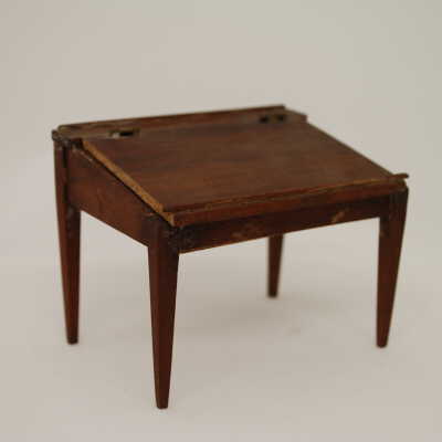 Miniature: Desk