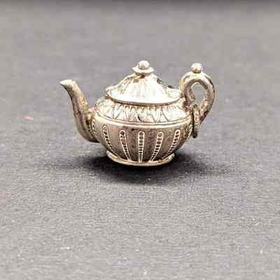 Miniature: Teapot