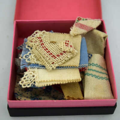 Miniature:Towels