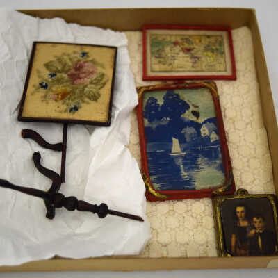 Miniature: Fire Screen