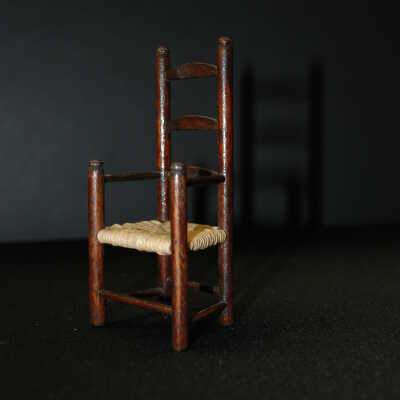 Miniature: HIghback Chair