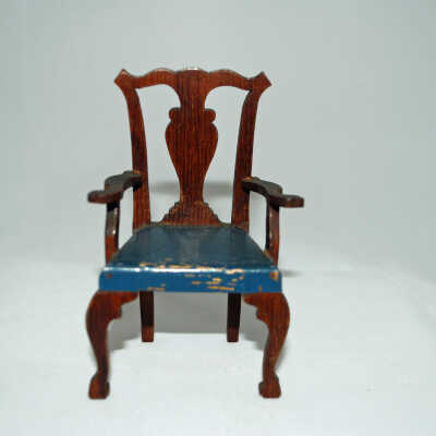 Miniature: Chair