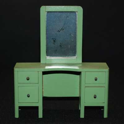 Miniature: Vanity