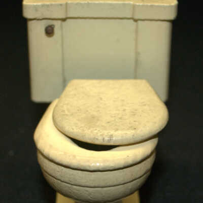 Miniature: Toilet