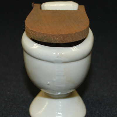 Miniature: Toilet