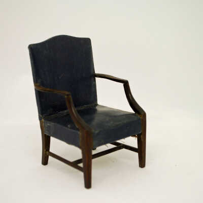 Miniature: Armchair