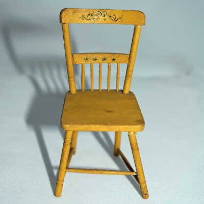 Miniature: Chair