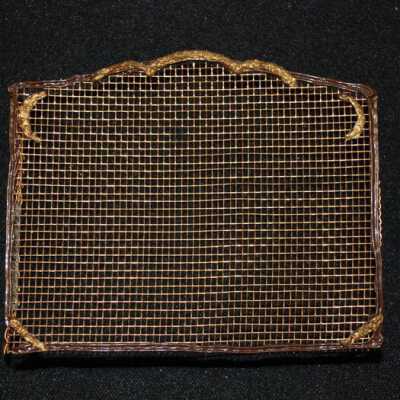 Miniature: Grate