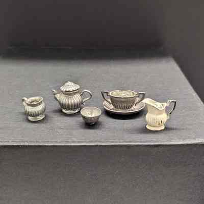 Miniature: Teaset
