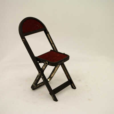 Miniature: Folding Chair