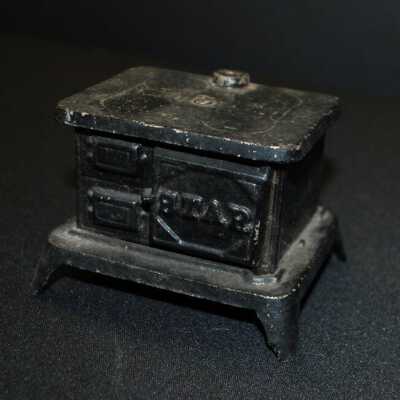 Miniature: Stove