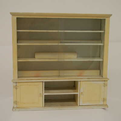 Miniature: Shelves