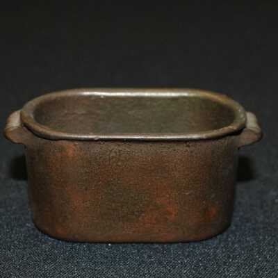Miniature: Pot