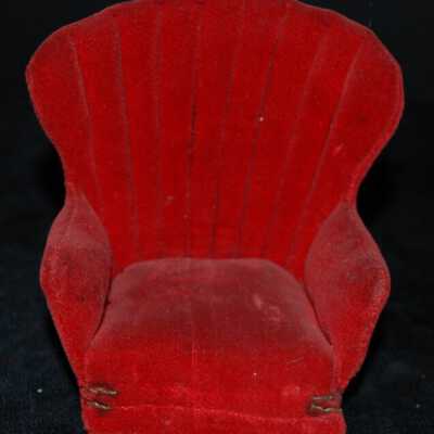 Miniature: chair