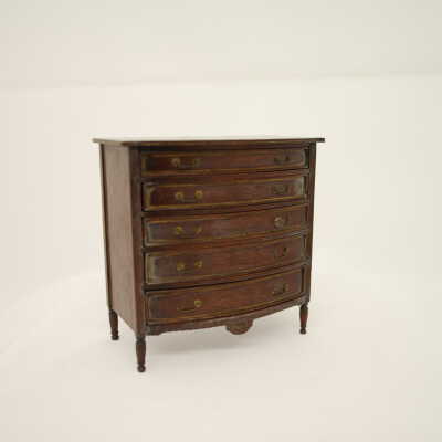 Miniature: Chest