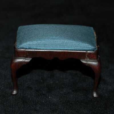 Miniature: stool