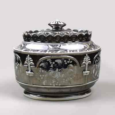 Silver Resist Lustre Sugar Bowl with Lid