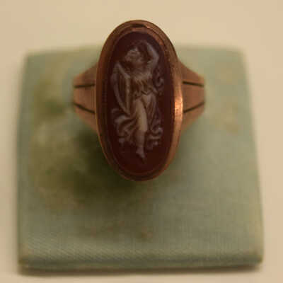 Cameo Ring