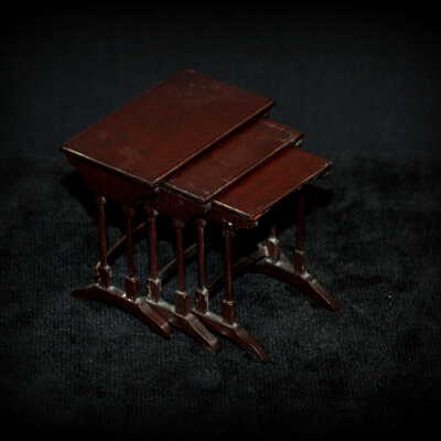 Miniature: nesting tables