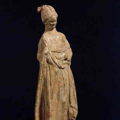 Tanagra Figurine