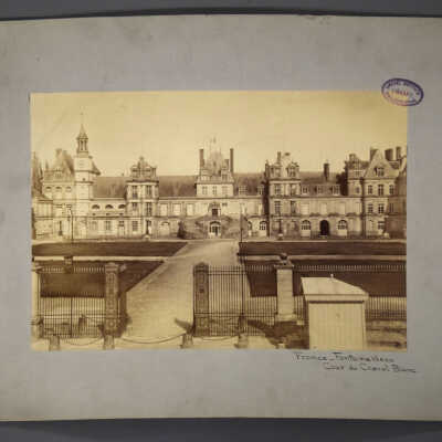 Fontainebleau, Cour du Cheval Blanc