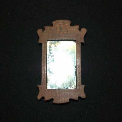 Miniature: Mirror